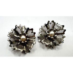 Signed BED Large Silver Mesh Faux Pearl 3D Flower Clip-On Earrings MCM Vintage